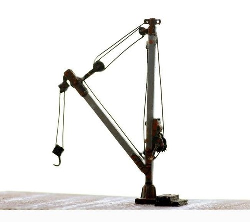 Scale crane derrick - o,